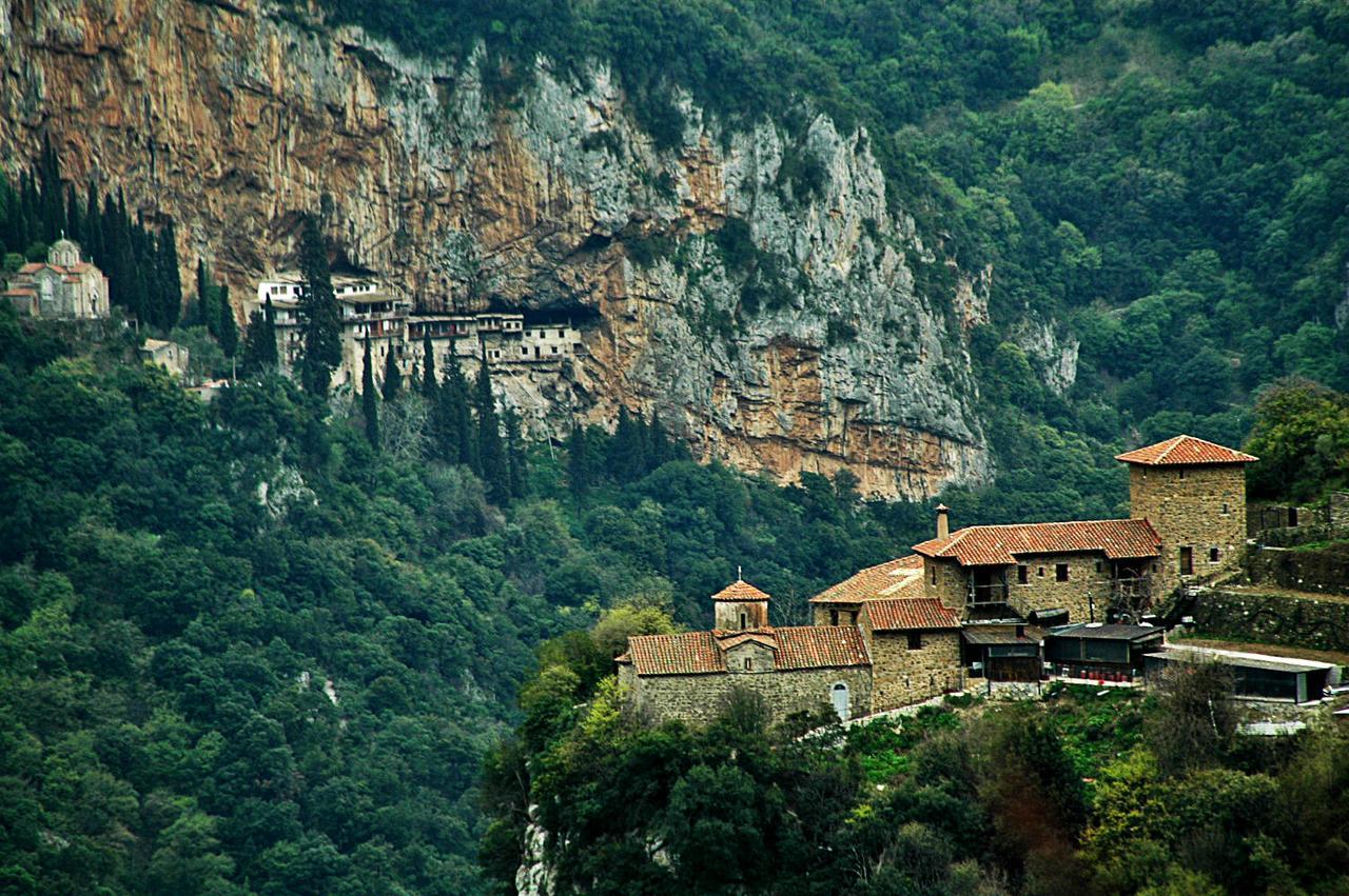 Hotel Papanikola Piana Exterior photo